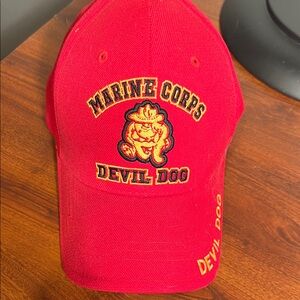 Marine corp, Red, DEVIL DOG,  LIKE NEW cap